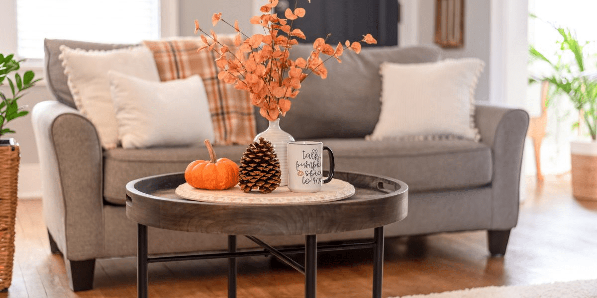 Přeneste podzim dovnitř: Kreativní způsoby, jak začlenit podzimní listí do vašeho domova