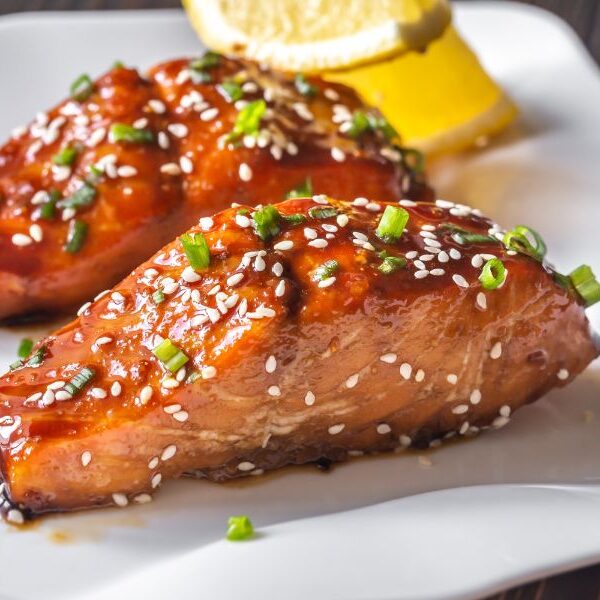 Sizzling teriyaki salmon: Your new favorite dish!