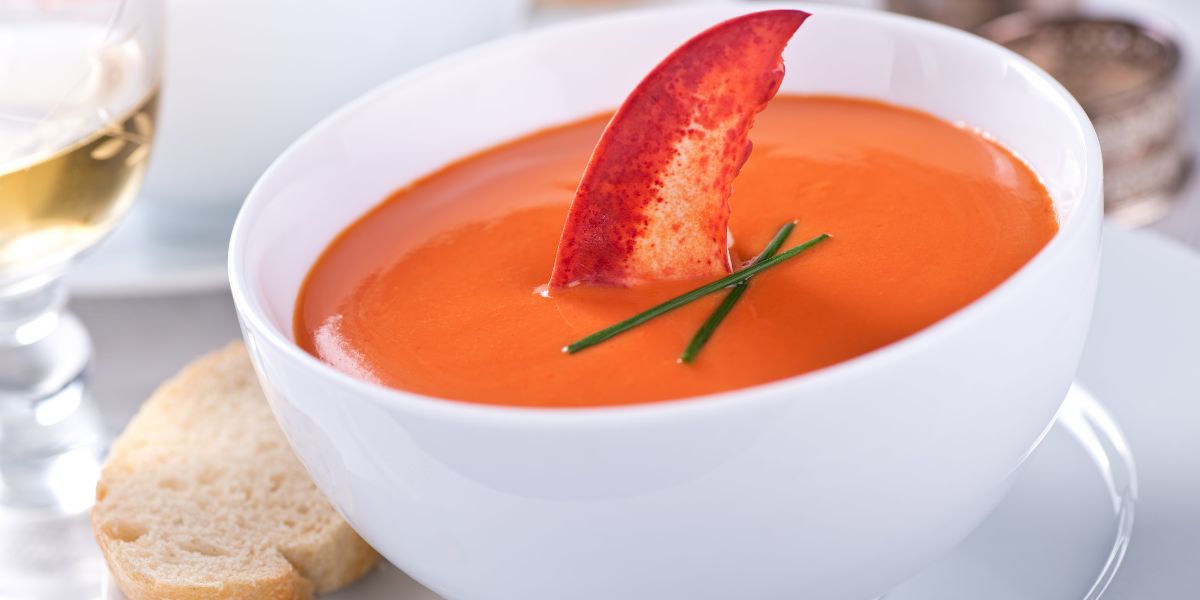 This holiday lobster bisque will make you forget about all other dishes!