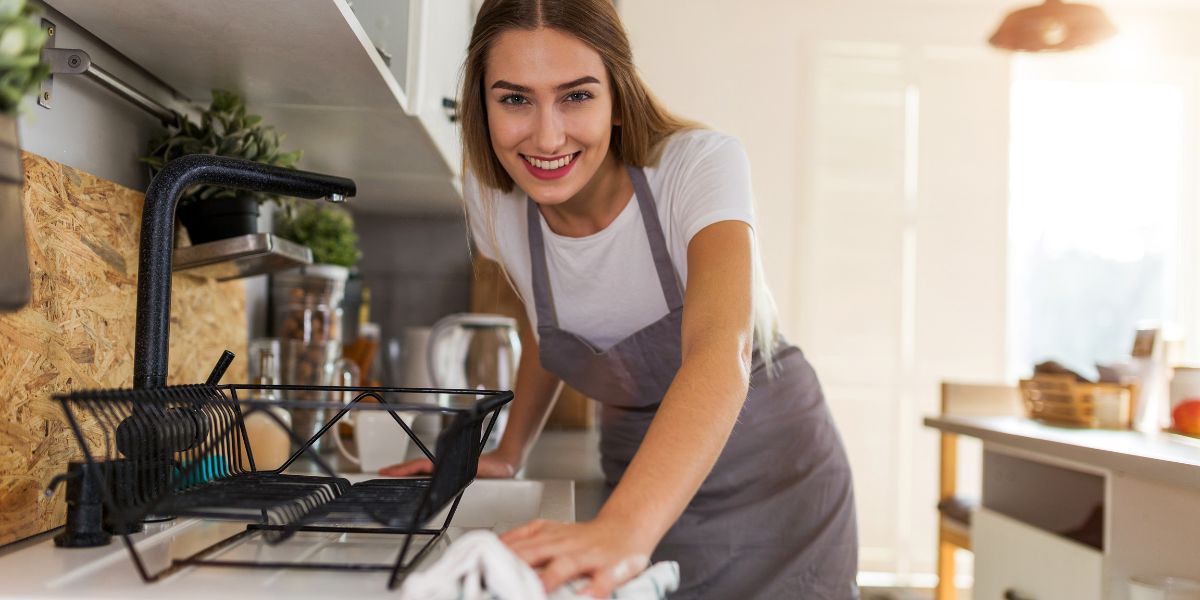 How to make your kitchen spotless in 30 minutes or less!