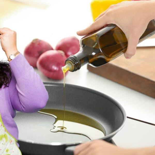 Cooking with olive oil: do you really know its advantages and disadvantages?