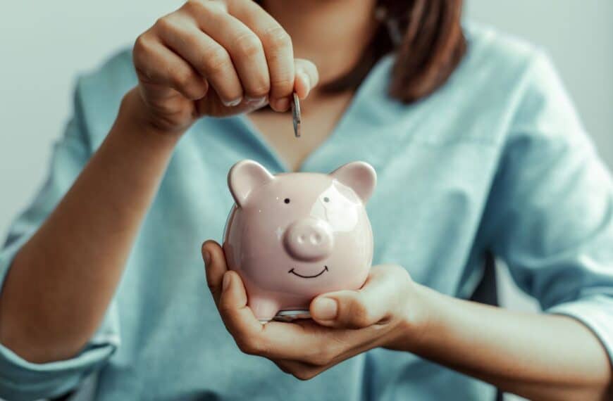 18 practical ways to save money fast: Expert financial tips